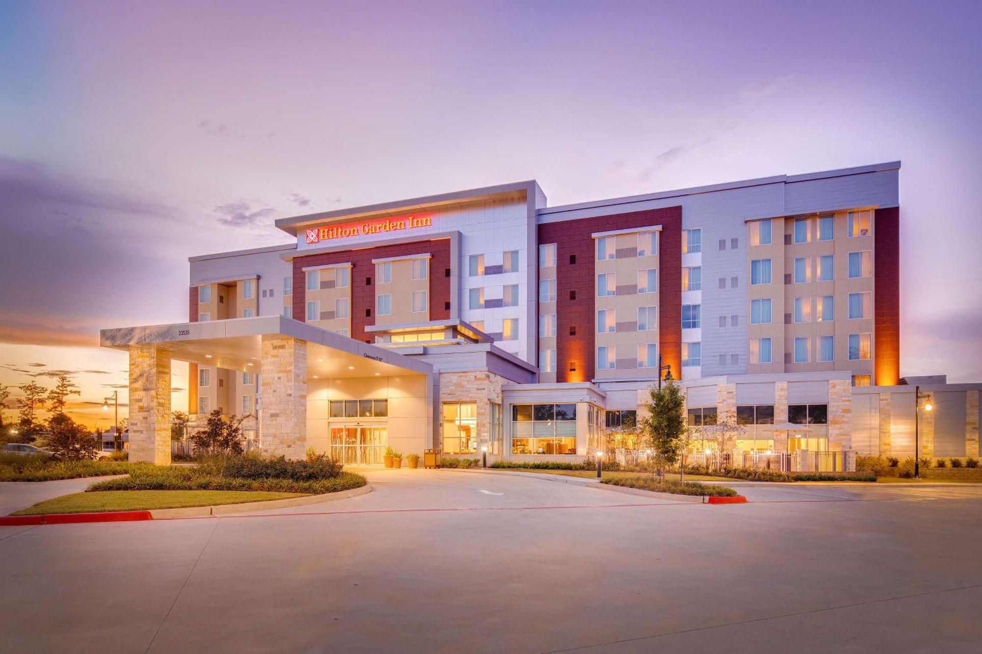 Hilton Garden Inn North Houston Spring Exterior photo